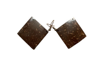 Earrings coconut shell square design