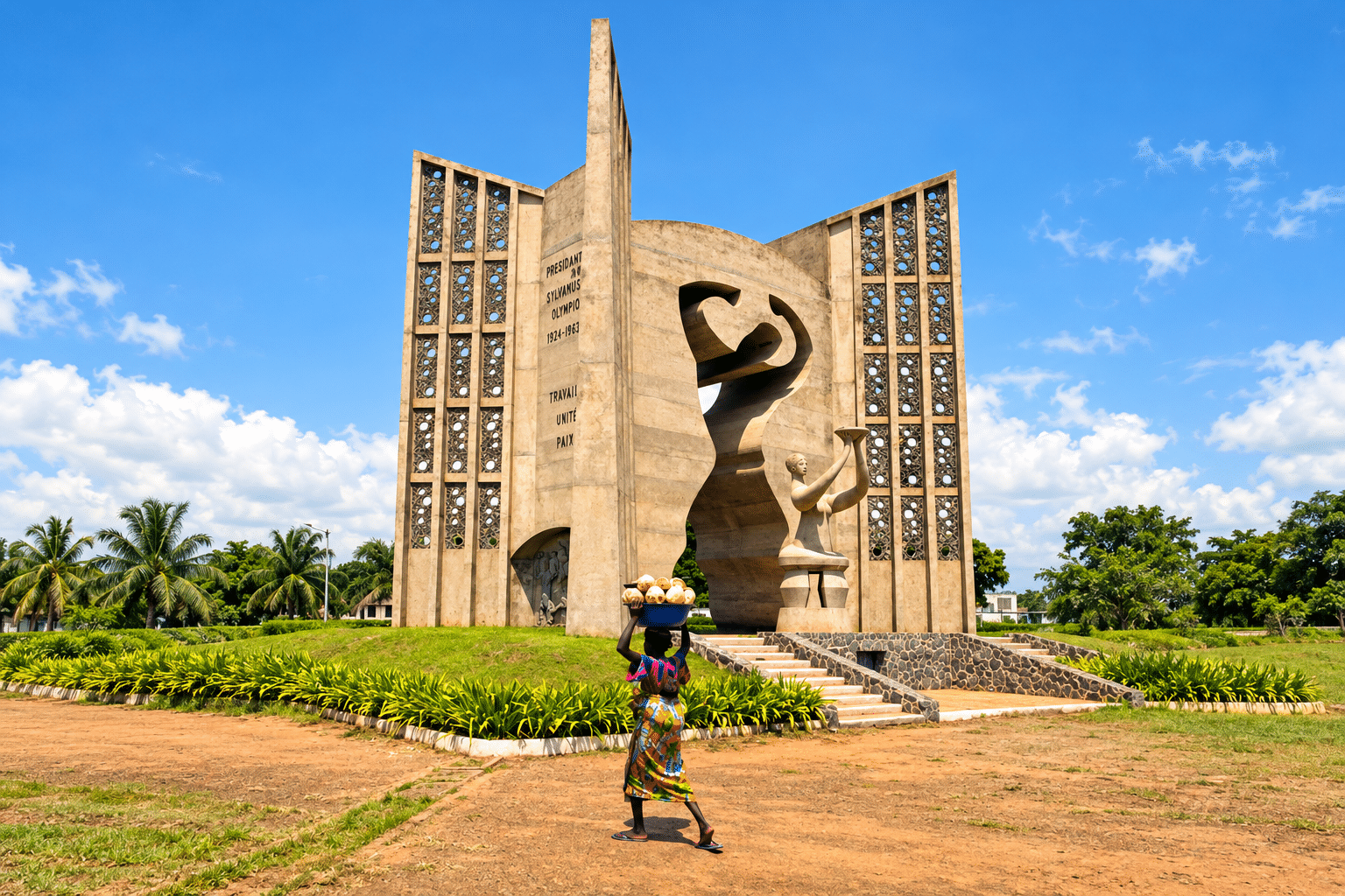 Iseseisvusmonument Lomés